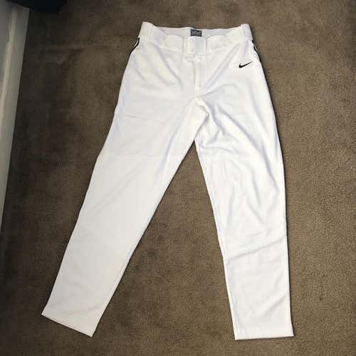 White Men's Large Nike Pants