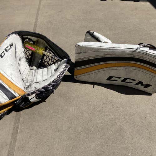 White/Black/Yellow Senior Regular Extreme Flex 500 Glove And Blocker