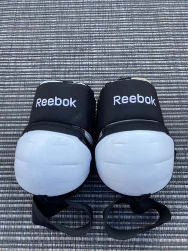 Reebok pro knee pads.