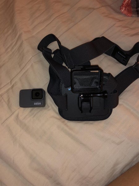 GoPro Hero 7 Silver And Chest Mount
