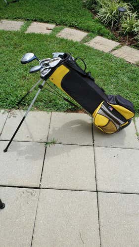 Used Junior Mixed Set Right Handed Clubs (Full Set) Regular Flex 8 Pieces