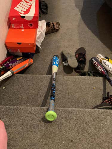 Used Louisville Slugger Solo 618 30" Bat