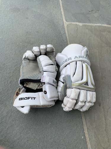 White Used Player's Under Armour BioFit 12" Lacrosse Gloves