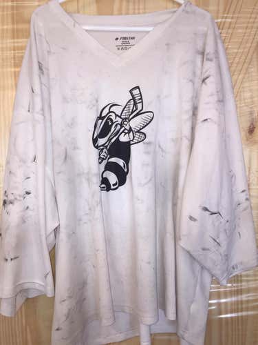 BATTLE CREEK RUMBLE BEES USED PRACTICE GOALIE  JERSEY