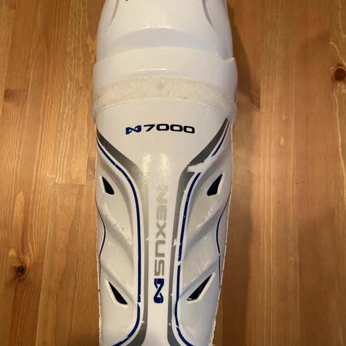 Used Senior Bauer Nexus N7000 Shin Pads