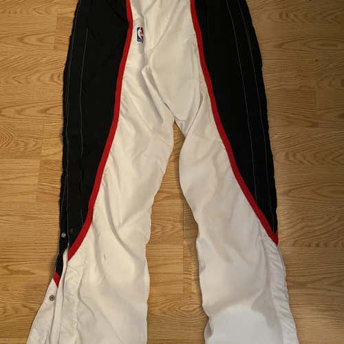 Chicago Bulls 90sWhite Adult Large Champion Tear Away Pants