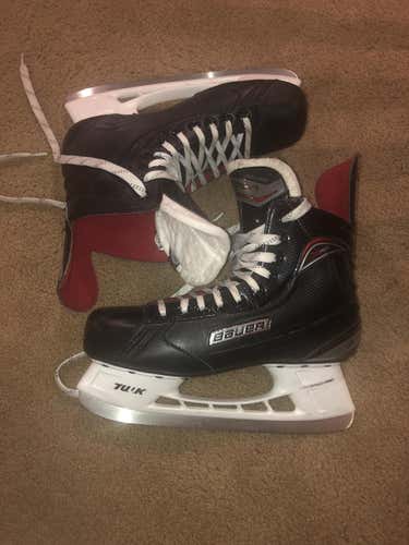 Used Senior Bauer Vapor X400 Hockey Skates Size 9