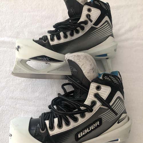 Senior Bauer Reactor 6000 Regular Width Size 6.5 Goalie Skates