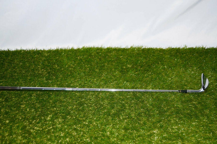 Staff Wedge  Right Handed  35.75"  Steel  Stiff New Grip