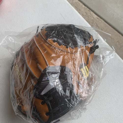 Black New Catcher's A2000 32.5" Baseball Glove