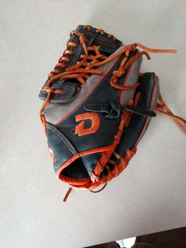 Orange Used Kid Pitch (9YO-13YO) DeMarini Right Hand Throw Infield Insane Baseball Glove 11.5"