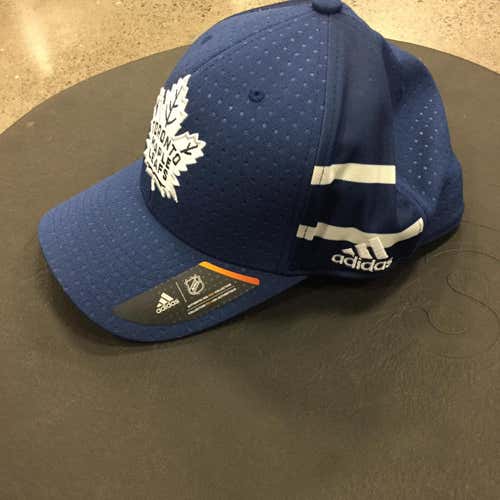 Toronto Maple Leafs Blue Unisex Large Adidas Hat