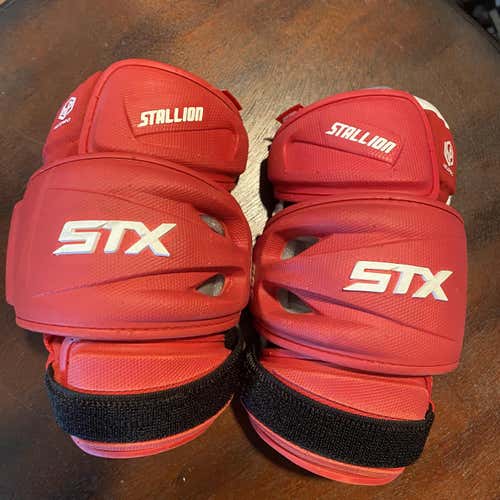 Used Large STX Stallion 500 Arm Pads