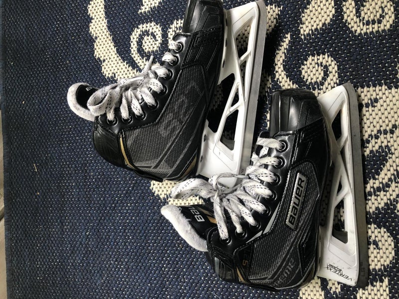 Used Junior Bauer Supreme S27 Hockey Goalie Skates Regular Width Size 1