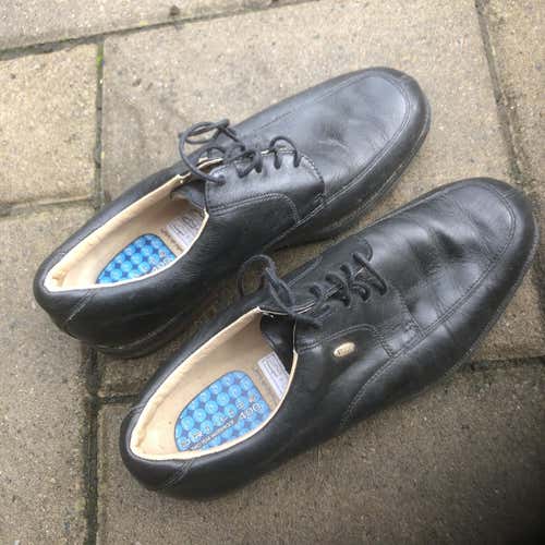 Used Size 9.0 (Women's 10) Golf Shoes Leather