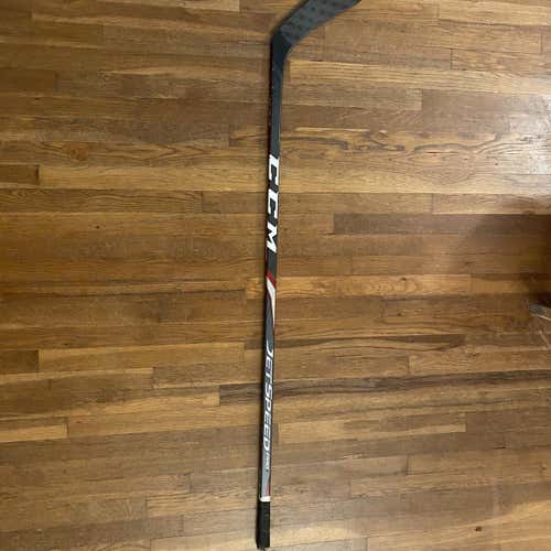 Intermediate Right Handed JetSpeed Pro2 Mid Pattern Hockey Stick