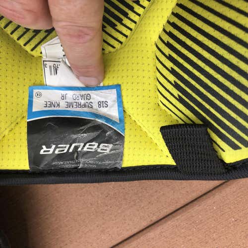 Used Bauer Knee Pads