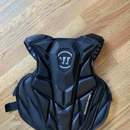 Like New Warrior Nemesis Pro 19 Chest Protector