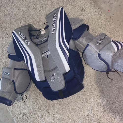 Senior Medium Vaughn Ventus SLR Pro  Goalie Chest Protector