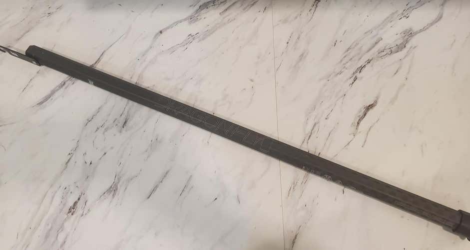 Epoch Dragonfly 9 C30 IQ2 Black Shaft