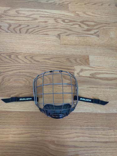 Small Gray Bauer FM7500 Hockey cage