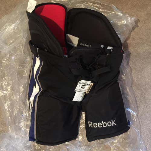 Reebok V10 Medium Pro Stock Hockey Pants, Bergeron Tampa Bay Lightning