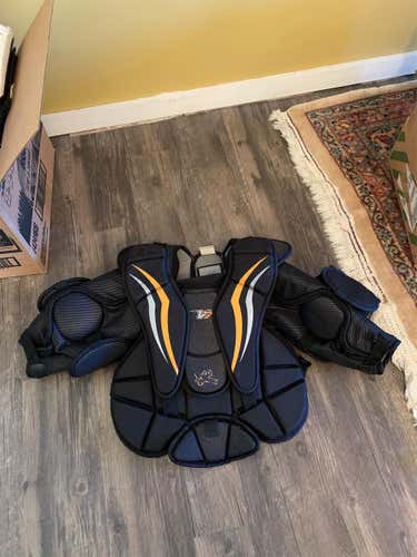 Intermediate Small Vaughn Goalie Chest Protector