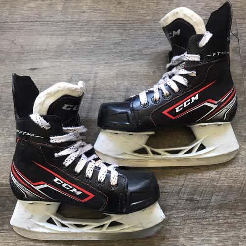 Junior CCM JetSpeed FT340 Regular Width  Size 1 Hockey Skates