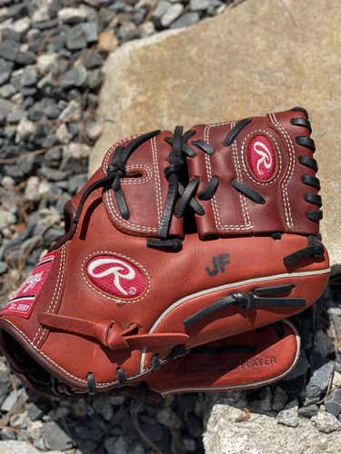 Red Used Adult Rawlings Right Hand Throw Infield Heart of the Hide Baseball Glove 11.5"