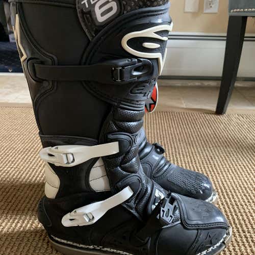 New Alpinestars Tech 6 Boots