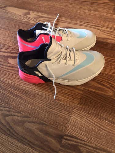 Gray New Women's Size 4.5 (Women's 5.5) Nike Golf Shoes