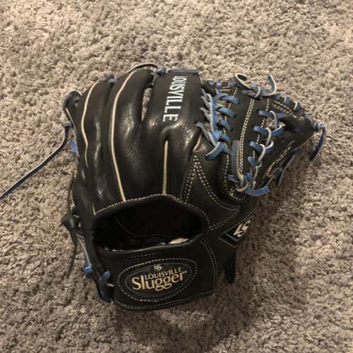 Black  Infield Pro Flare 11.5" Baseball Glove