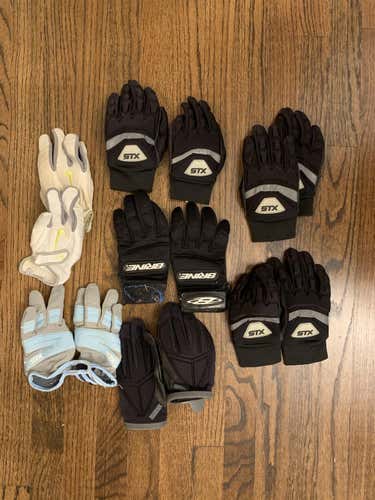 UNC team issued gloves! Mix of summer and warm weather