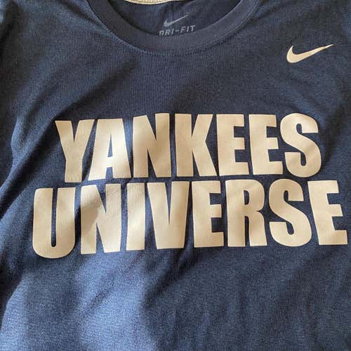 Nike New York Yankees Universe Dri-Fit Shirt XL