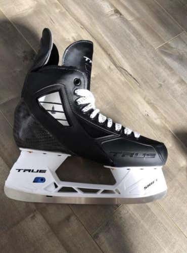 BRAND NEW SIZE 9 TRUE PRO
