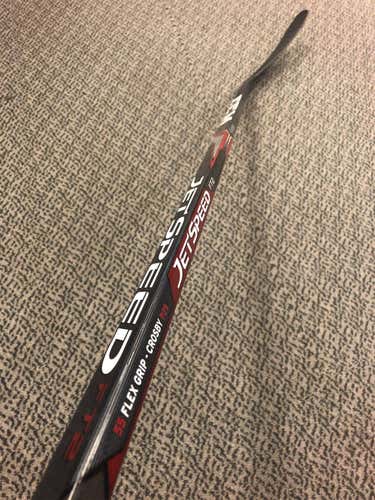 IntermediateCCM  Right Handed JetSpeed FT2 Heel Pattern  Hockey Stick