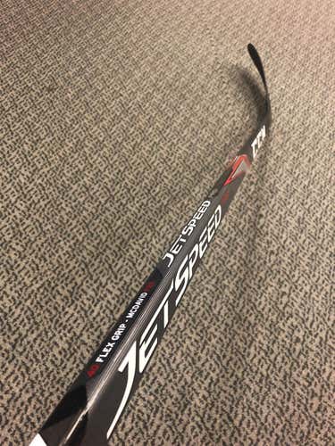 JuniorCCM  Right Handed JetSpeed Pro2Toe Pattern  Hockey Stick