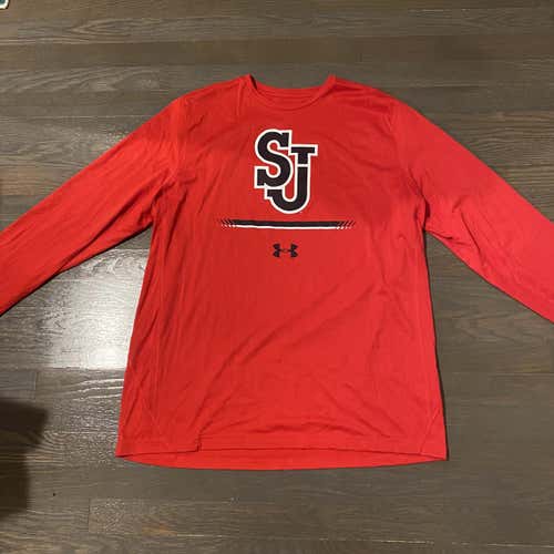 Red Men's XL Under Armour Shirt
