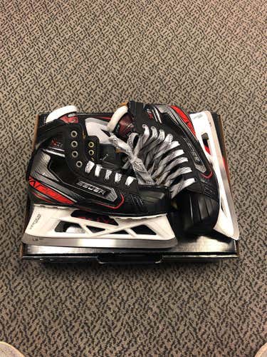 Senior Bauer Vapor X2.9 Regular Width  Size 7 Hockey Goalie Skates