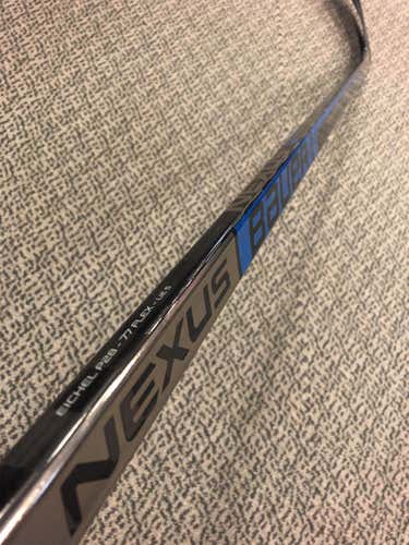 Senior Right Handed Nexus 2N Pro P28 Pattern  Hockey Stick