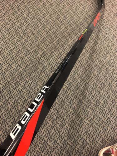 Senior Right Handed Vapor FlyLite P88 Pattern  87 FlexHockey Stick PRICE IS FIRM!!