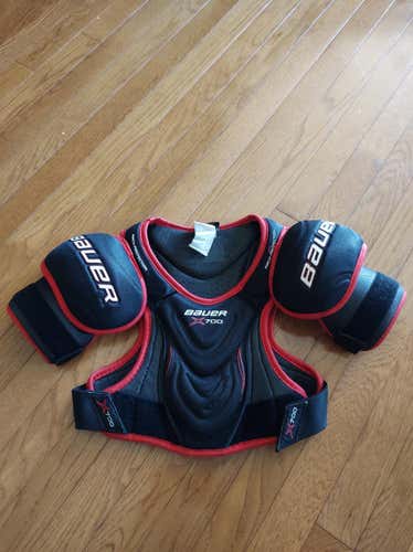 Bauer Vapor X700 Shoulder Pads - Used, Junior Small