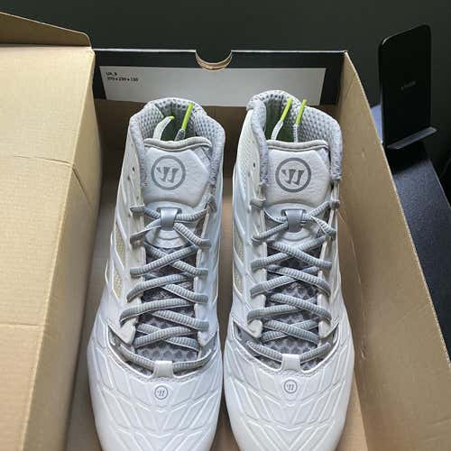 BRAND NEW Warrior Burn 8.0 Mid Lacrosse Cleat White Men's Size 11