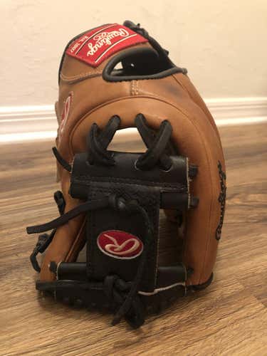 Used Rawlings Right Hand Throw Heart of the Hide Baseball Glove 11.75"