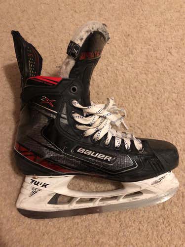 Senior Bauer Vapor 2X Regular Width  Size 7.5 Hockey Skates