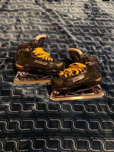 Senior Bauer Supreme 2s Pro Regular Width Pro Stock Size 7 Hockey Goalie Skates