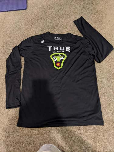 New True CO Large Long Sleeve Shooter
