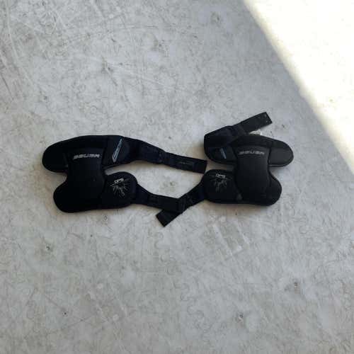 Used Bauer Goalie Knee Pads - Youth