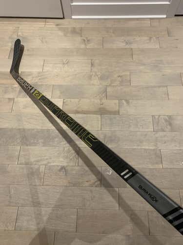 @Vikthor18 2 pack Bauer Sticks