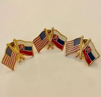 NEW: USA / SLOVAKIA FLAG HOCKEY PIN BUNDLE